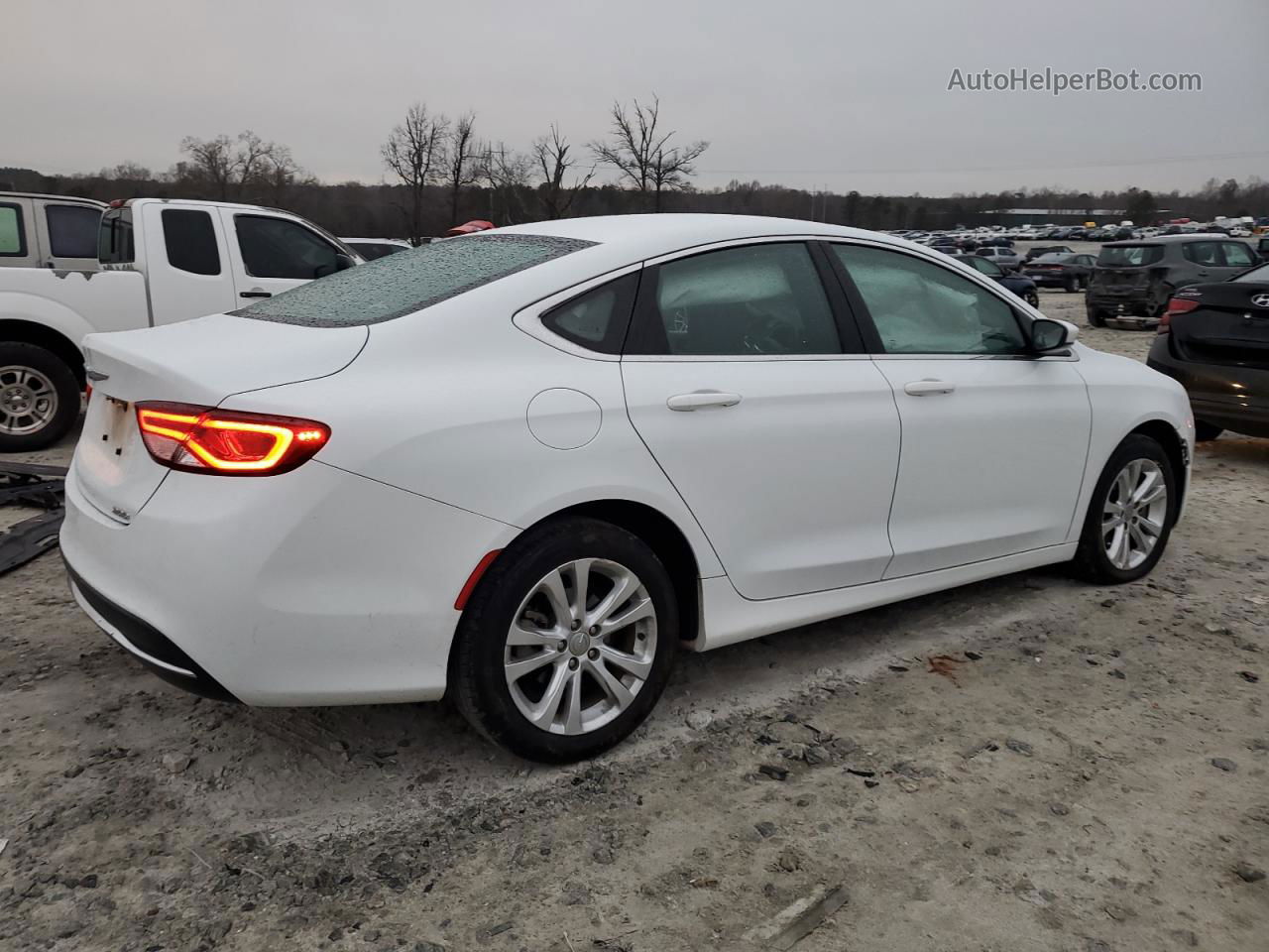 2016 Chrysler 200 Limited White vin: 1C3CCCAB4GN108239