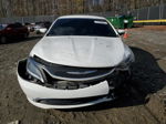 2017 Chrysler 200 Limited White vin: 1C3CCCAB4HN507685