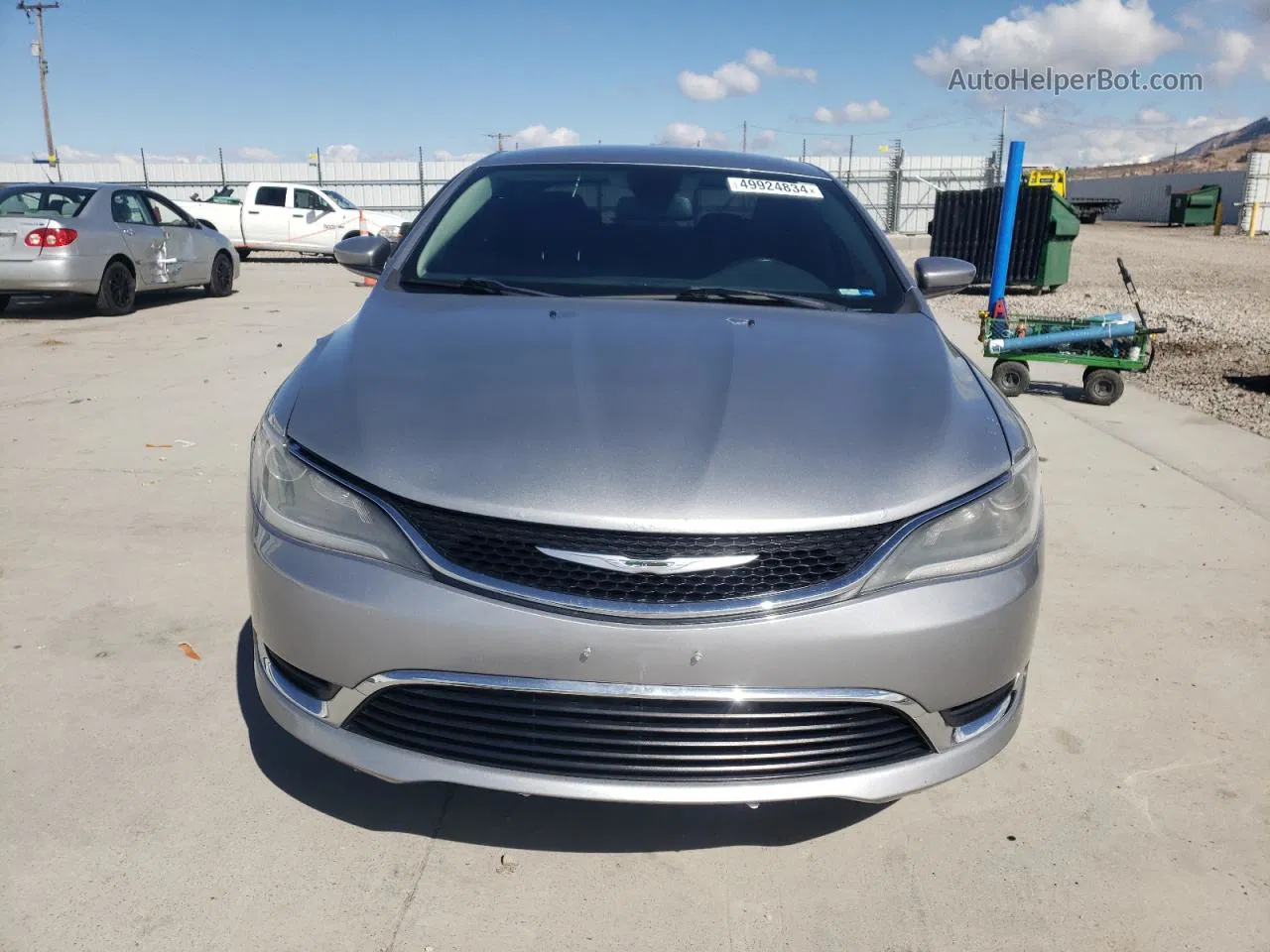 2015 Chrysler 200 Limited Серебряный vin: 1C3CCCAB5FN531328