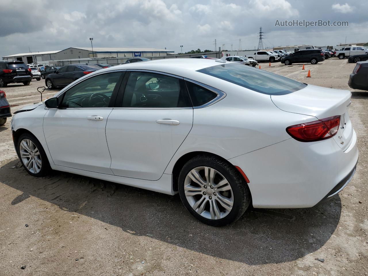 2016 Chrysler 200 Limited White vin: 1C3CCCAB5GN118875