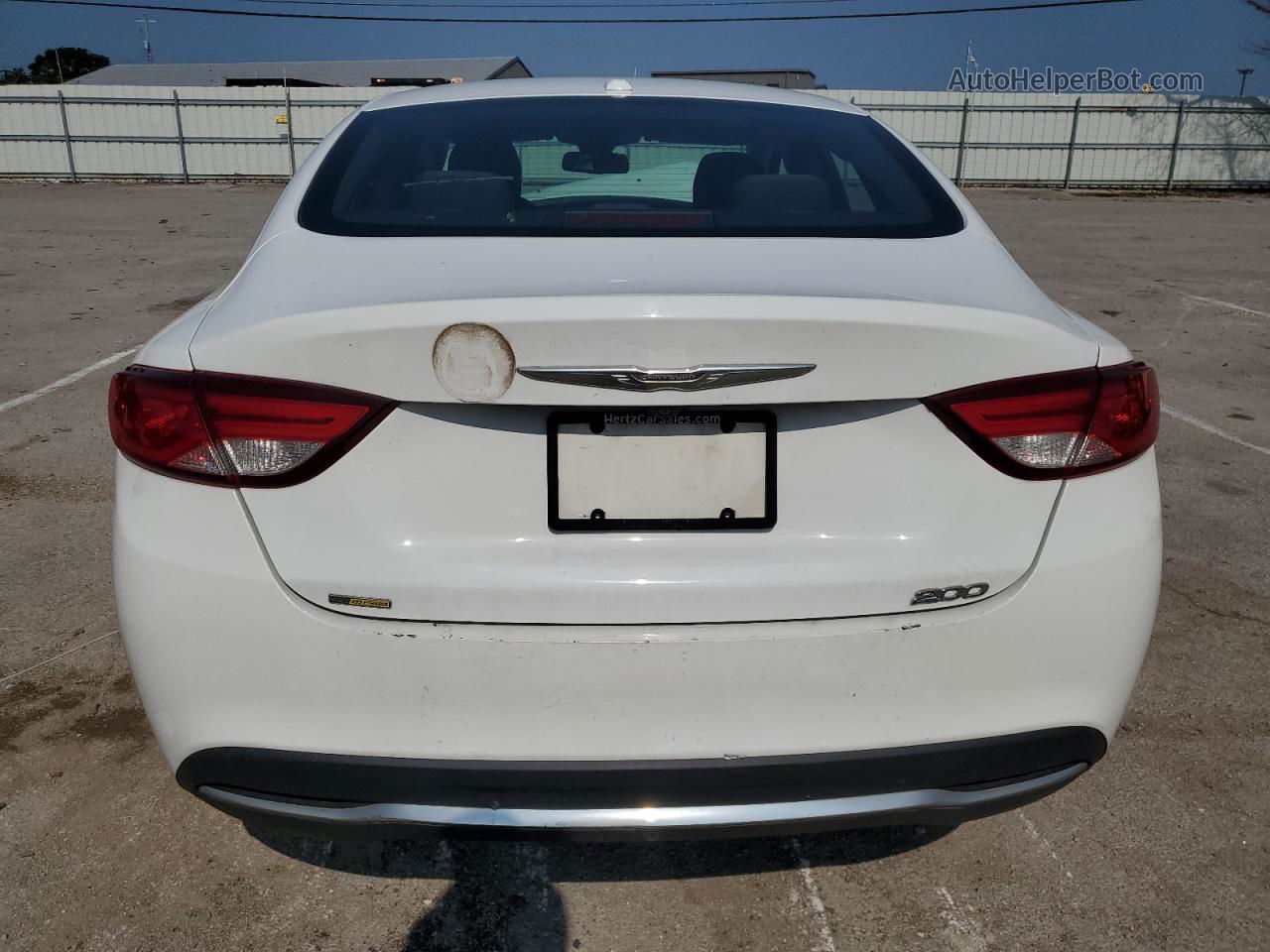 2015 Chrysler 200 Limited White vin: 1C3CCCAB6FN621023