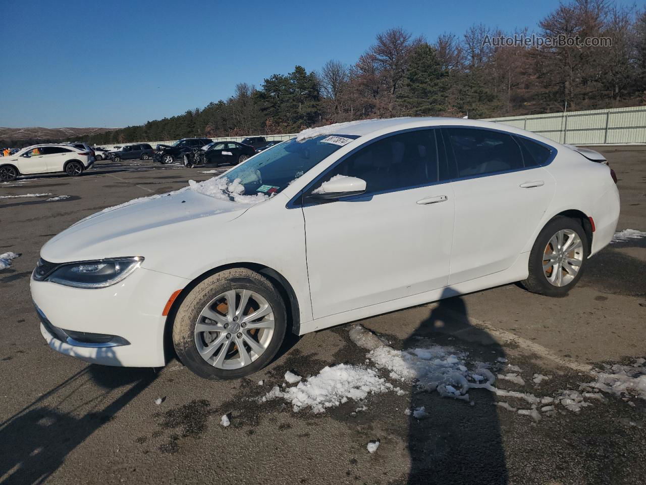 2017 Chrysler 200 Limited White vin: 1C3CCCAB6HN507865