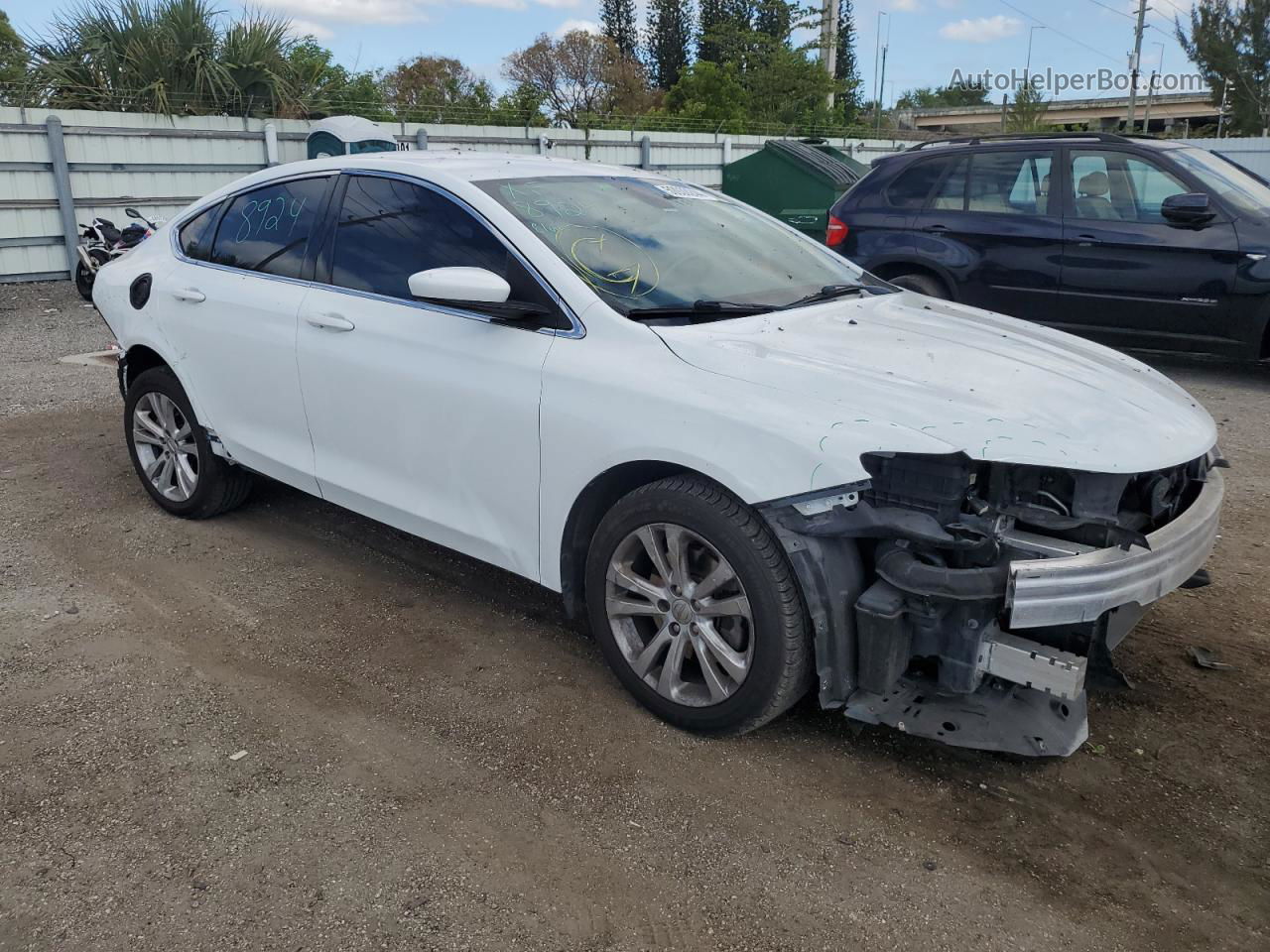 2015 Chrysler 200 Limited White vin: 1C3CCCAB7FN634850