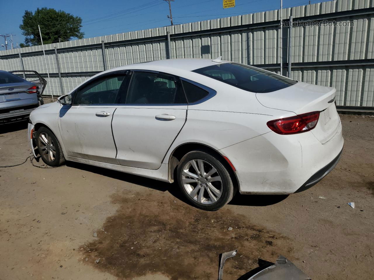 2016 Chrysler 200 Limited White vin: 1C3CCCAB7GN111491