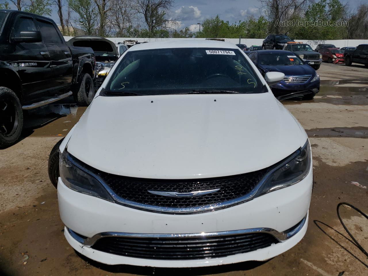 2017 Chrysler 200 Limited White vin: 1C3CCCAB7HN504456