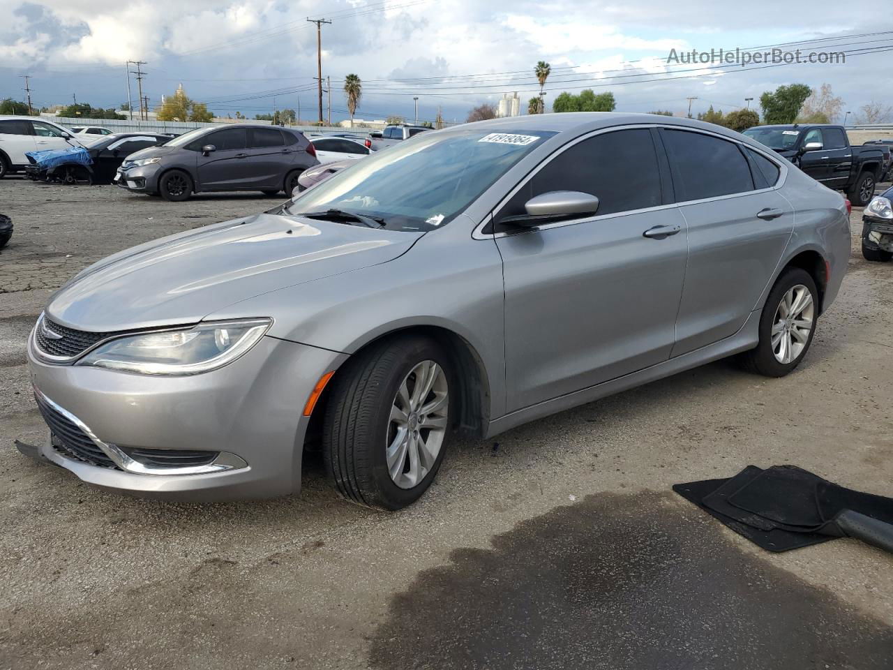 2015 Chrysler 200 Limited Silver vin: 1C3CCCAB8FN599008