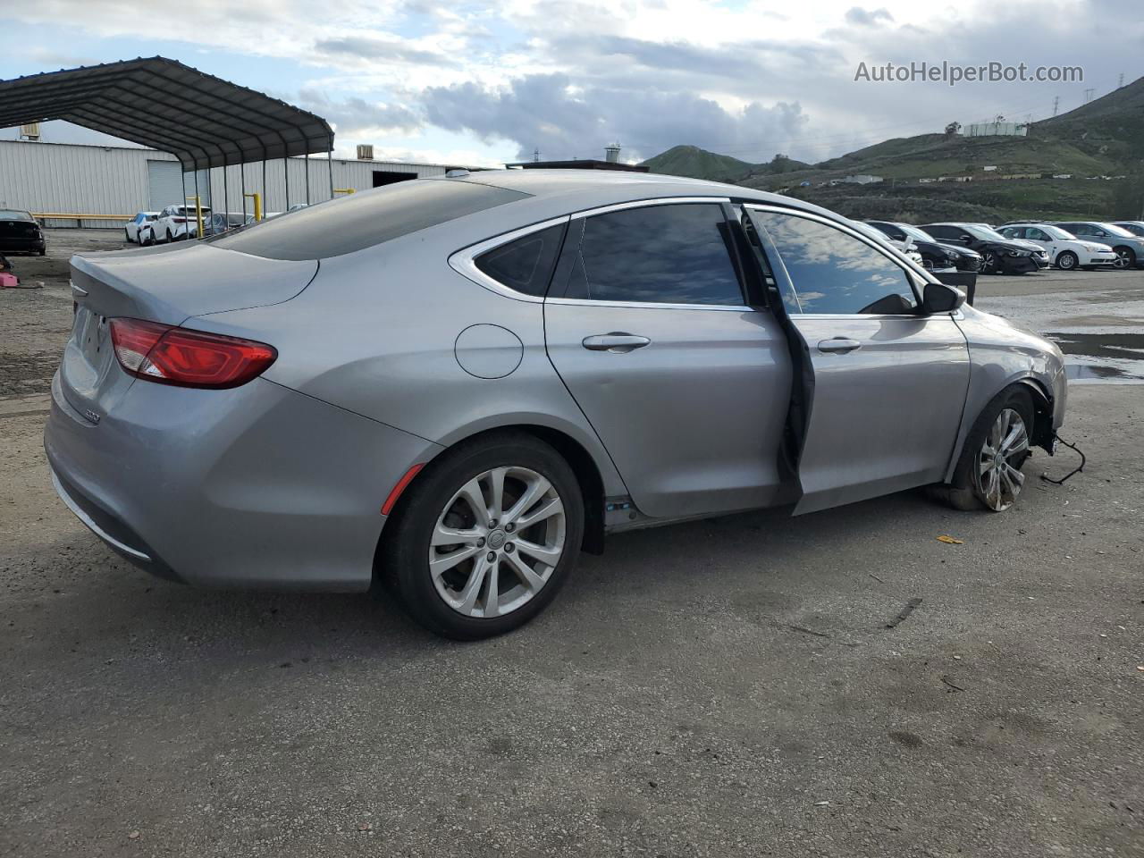 2015 Chrysler 200 Limited Silver vin: 1C3CCCAB8FN599008