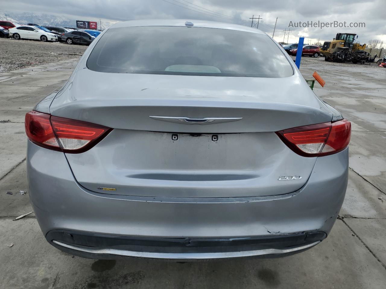 2015 Chrysler 200 Limited Серебряный vin: 1C3CCCAB8FN660518