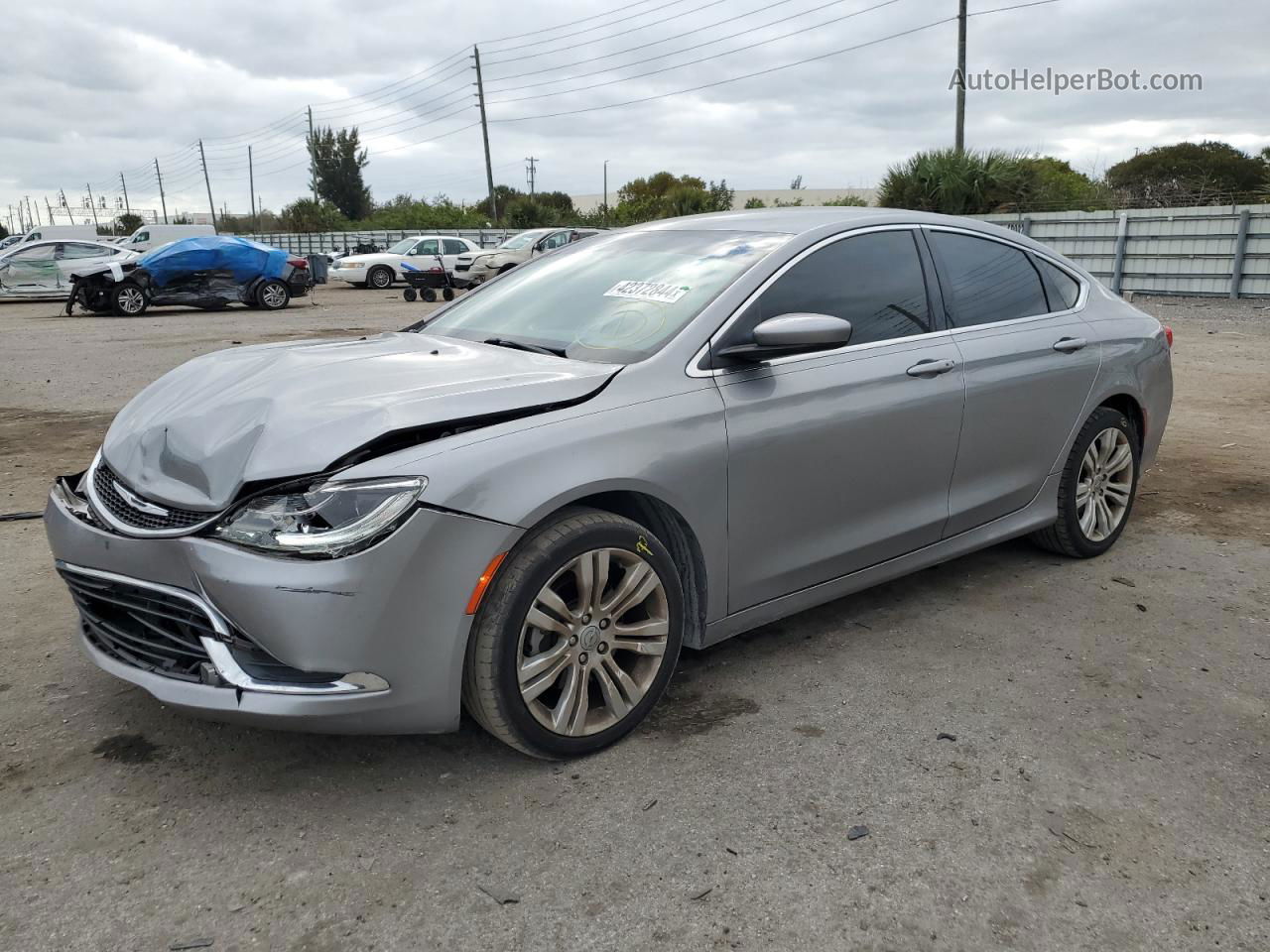 2016 Chrysler 200 Limited Серебряный vin: 1C3CCCAB8GN107806