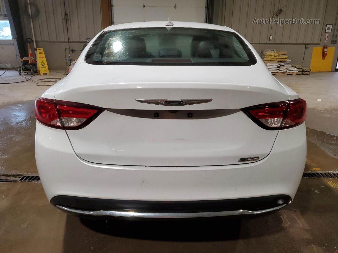 2017 Chrysler 200 Limited White vin: 1C3CCCAB8HN507270