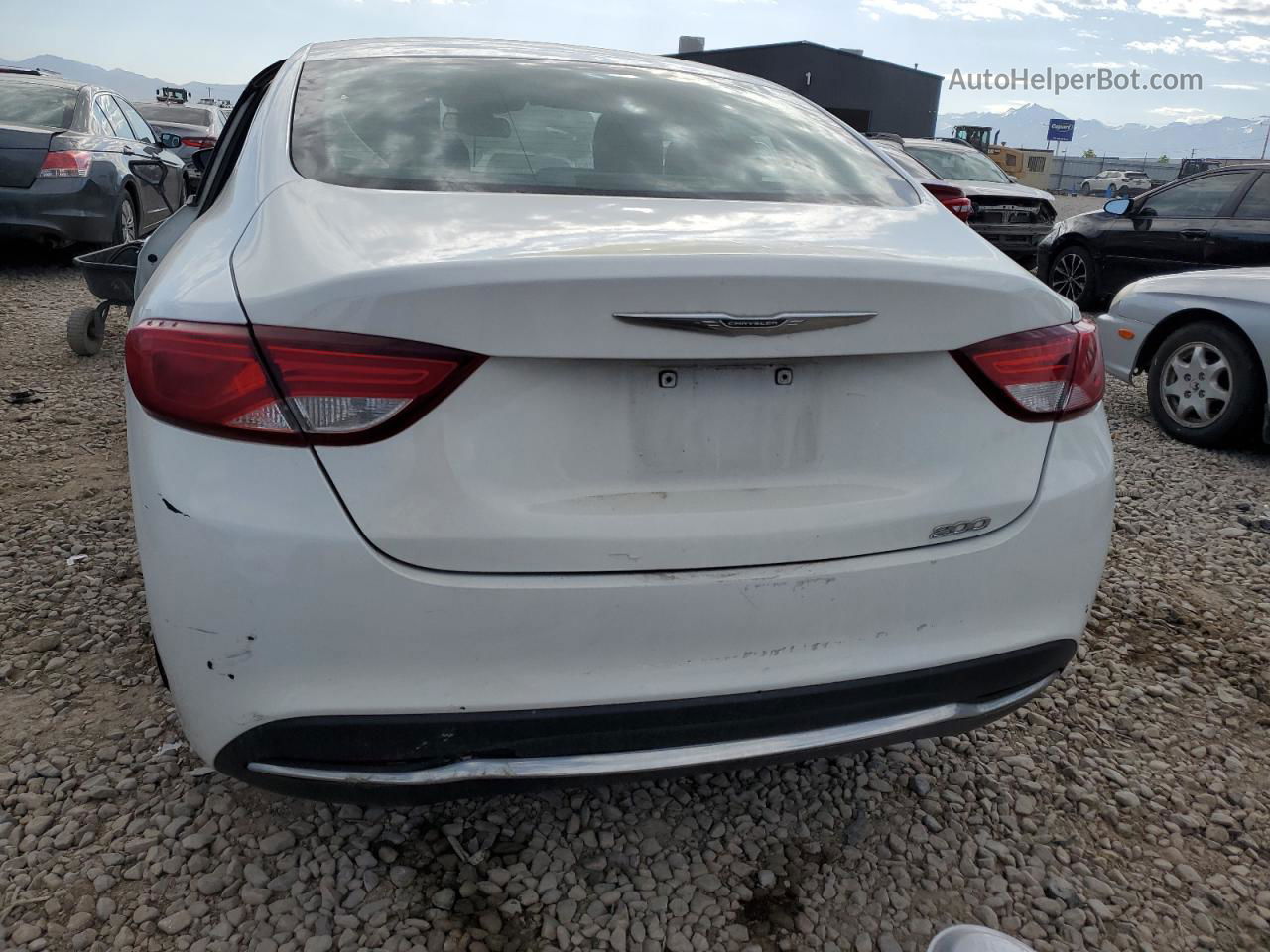 2015 Chrysler 200 Limited White vin: 1C3CCCAB9FN733766