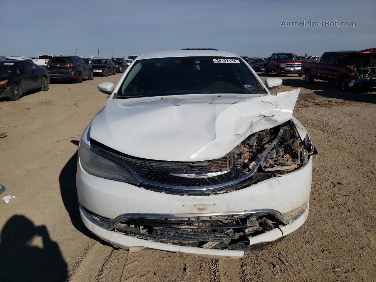 2015 Chrysler 200 Limited White vin: 1C3CCCABXFN575583