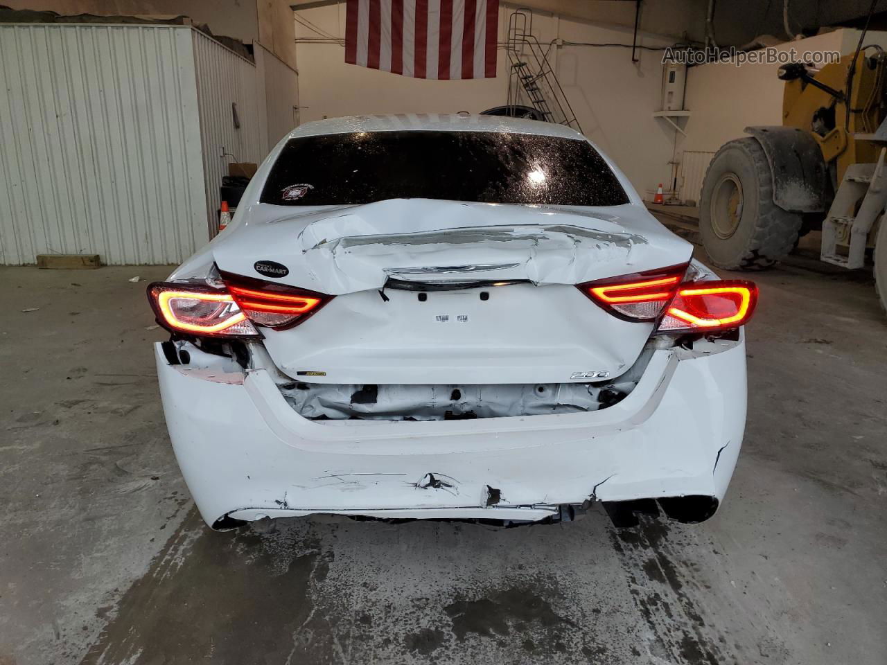 2015 Chrysler 200 Limited White vin: 1C3CCCABXFN620943