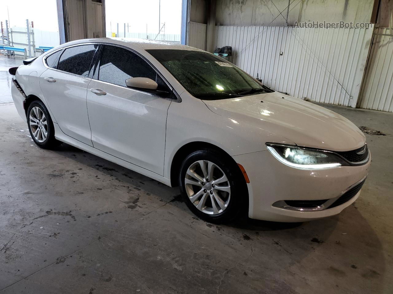 2015 Chrysler 200 Limited White vin: 1C3CCCABXFN620943