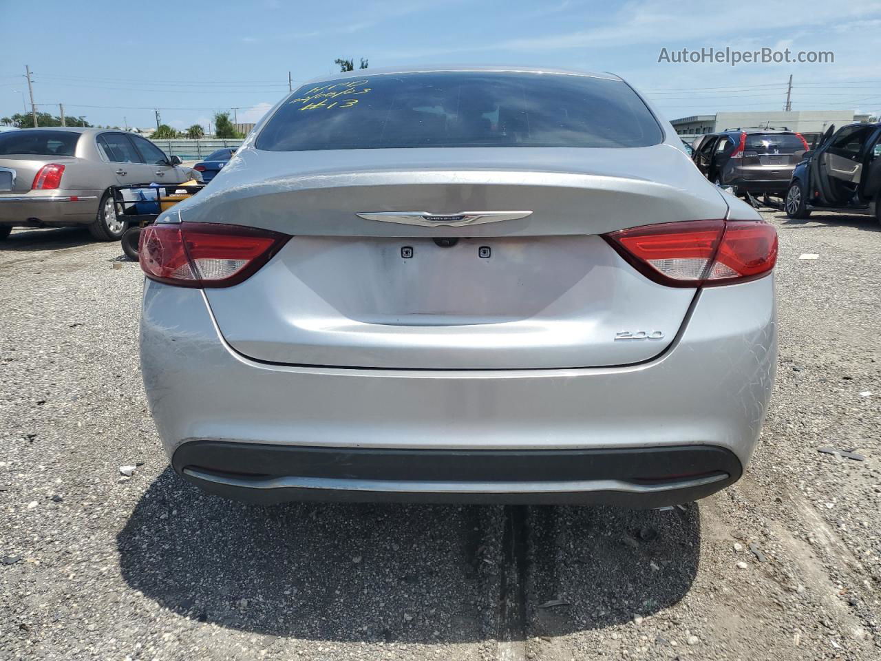 2015 Chrysler 200 Limited Серебряный vin: 1C3CCCABXFN697912