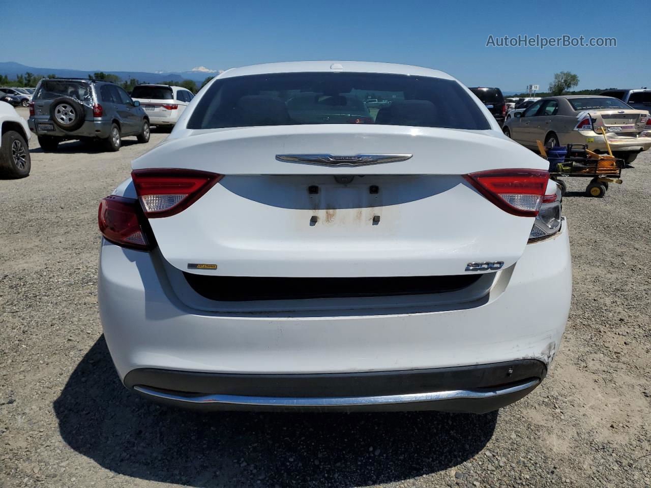 2016 Chrysler 200 Limited White vin: 1C3CCCABXGN164203