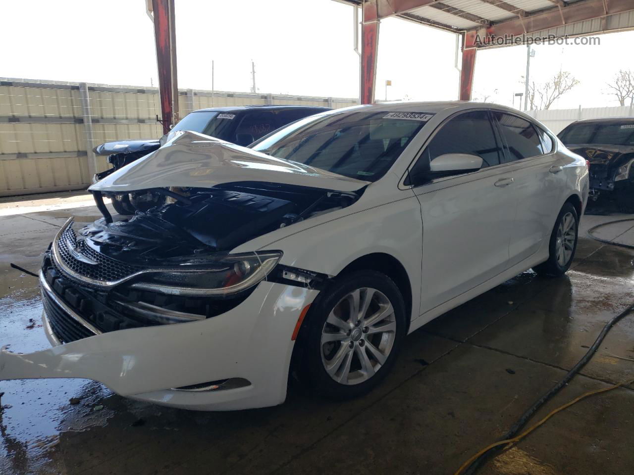 2017 Chrysler 200 Limited White vin: 1C3CCCAG0HN504634