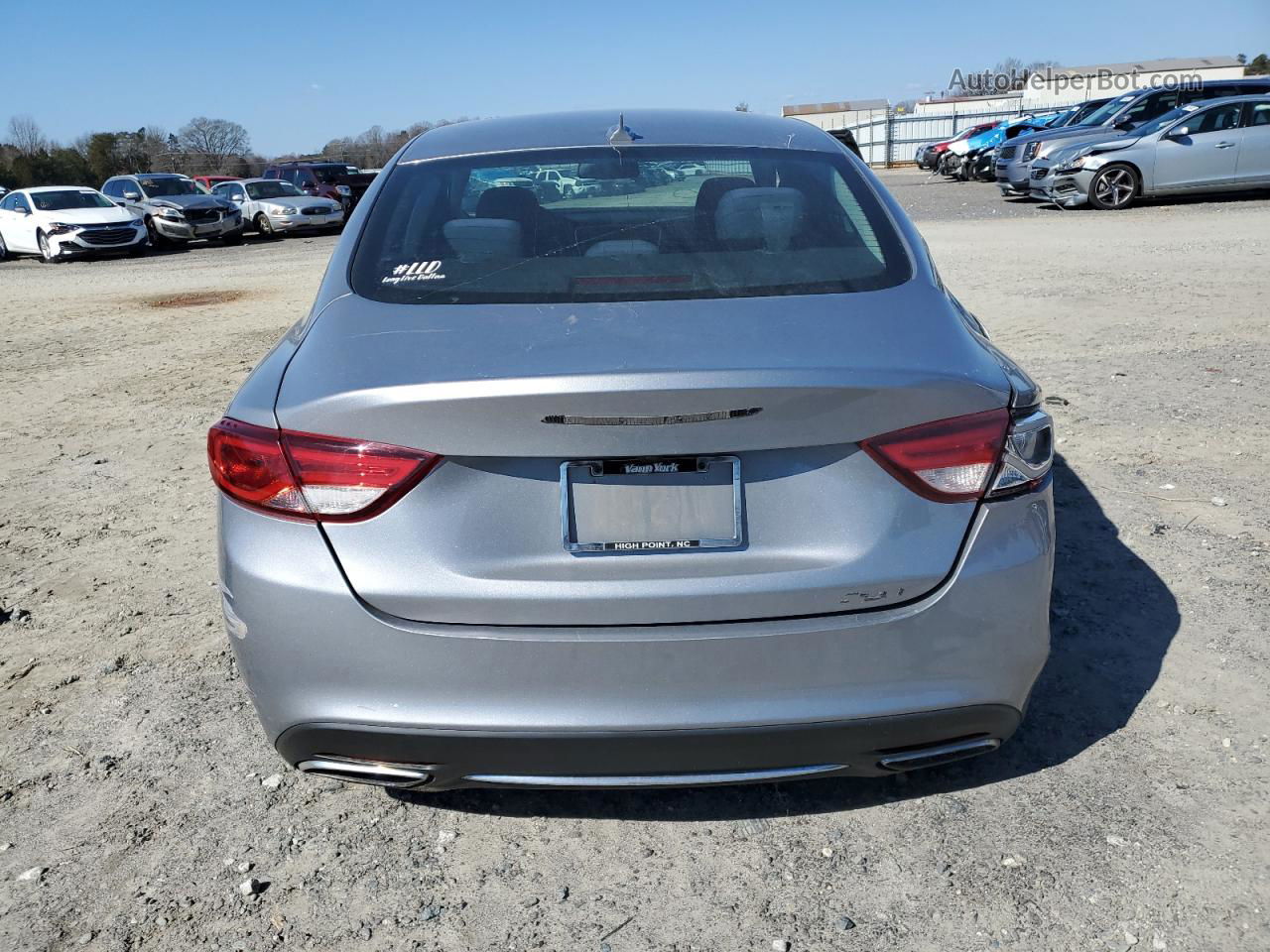 2016 Chrysler 200 Limited Silver vin: 1C3CCCAG2GN157189