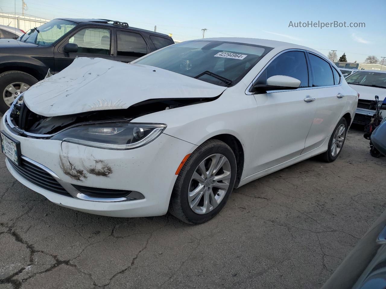 2015 Chrysler 200 Limited White vin: 1C3CCCAG6FN731436