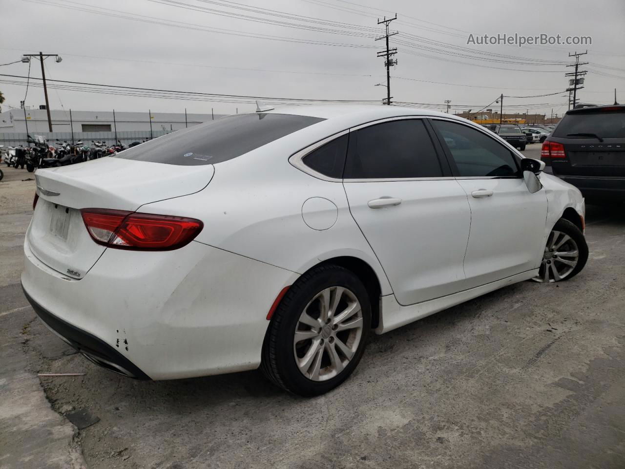 2016 Chrysler 200 Limited White vin: 1C3CCCAG8GN165832