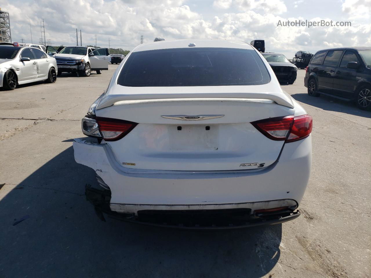 2015 Chrysler 200 S White vin: 1C3CCCBB1FN649519