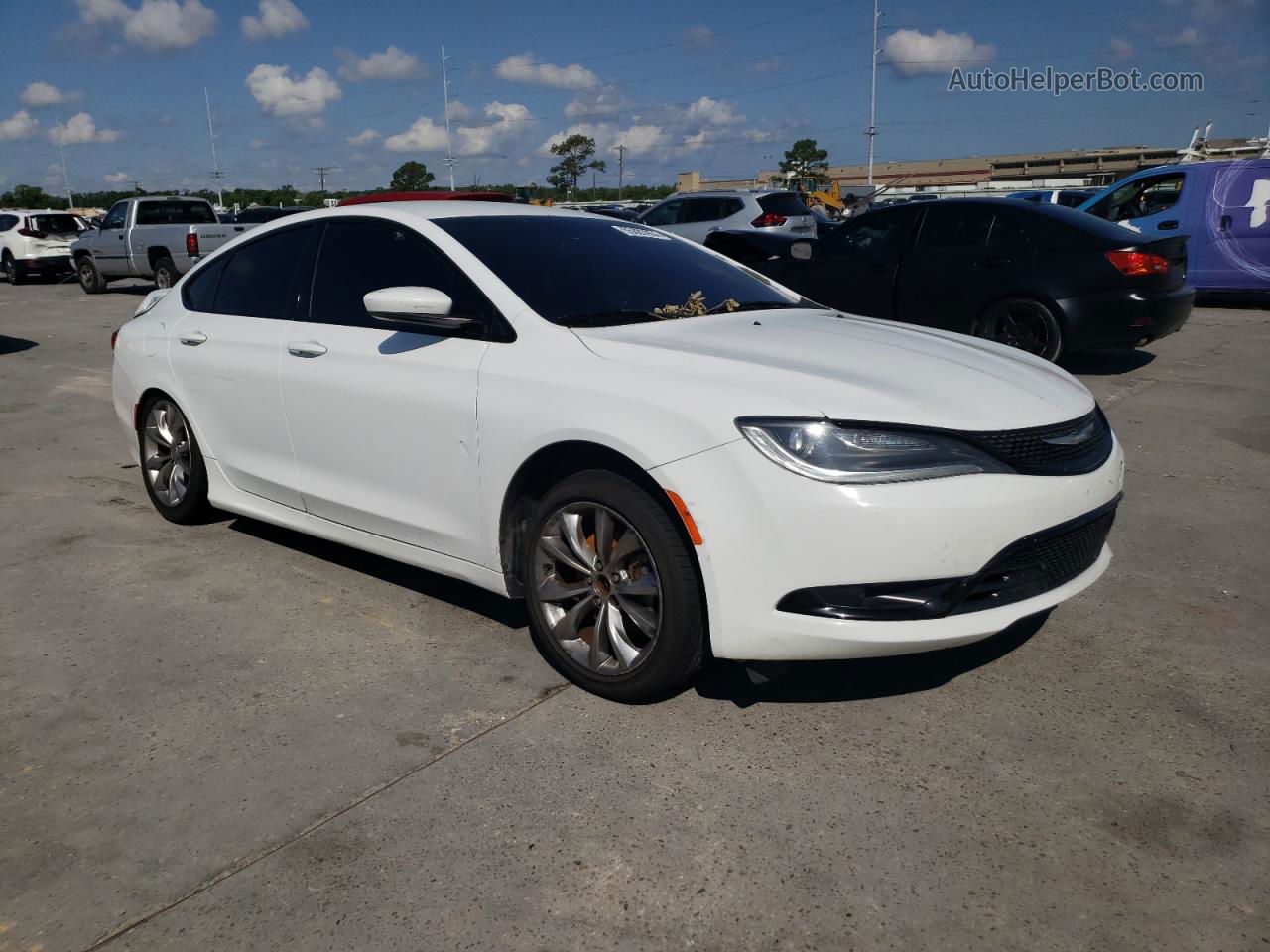 2015 Chrysler 200 S White vin: 1C3CCCBB1FN649519