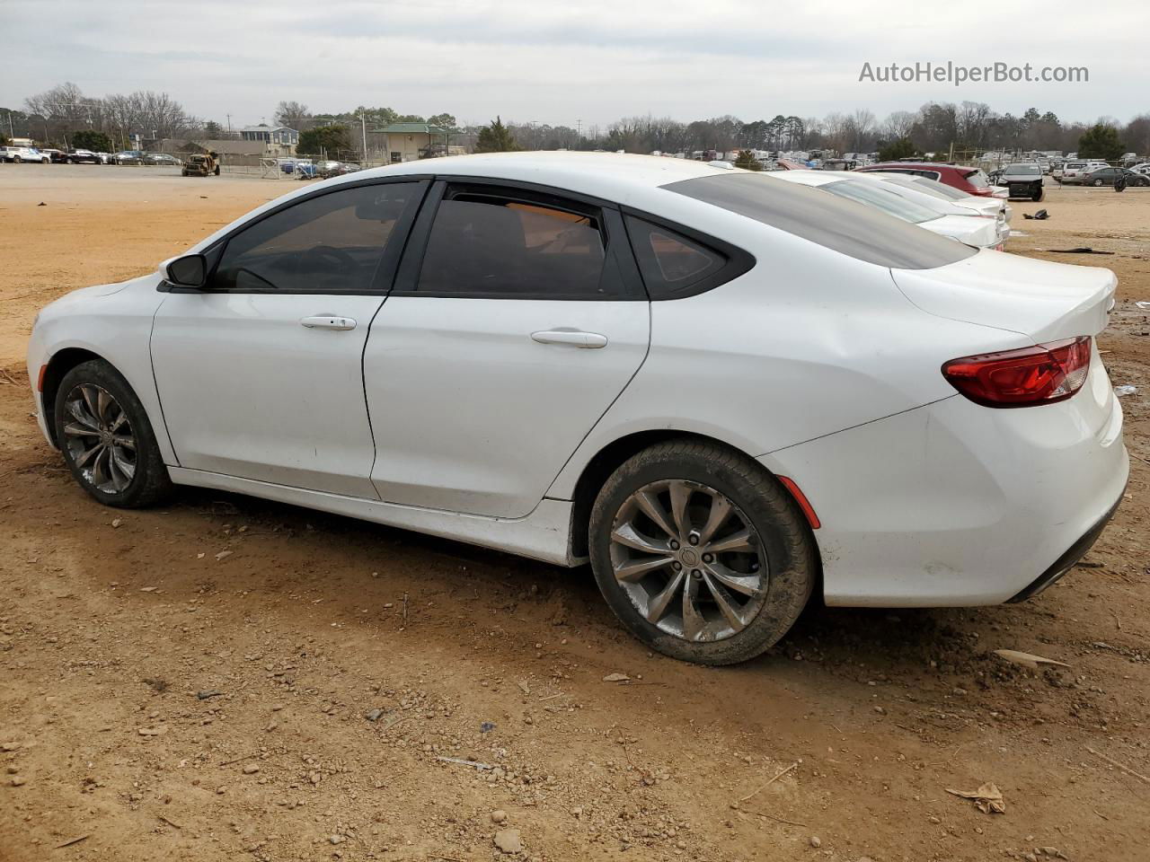 2015 Chrysler 200 S White vin: 1C3CCCBB1FN739382