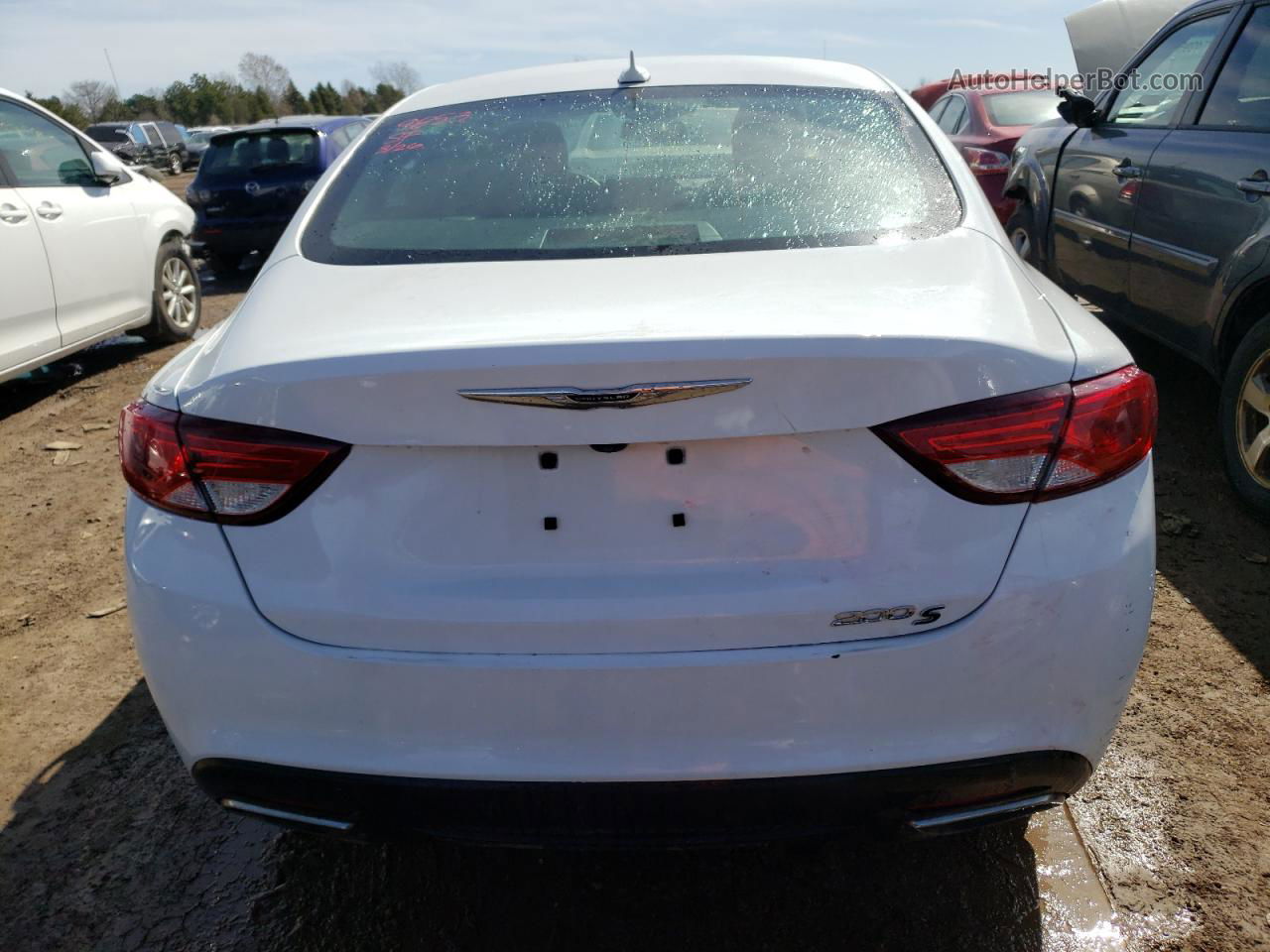 2015 Chrysler 200 S Белый vin: 1C3CCCBB4FN655573