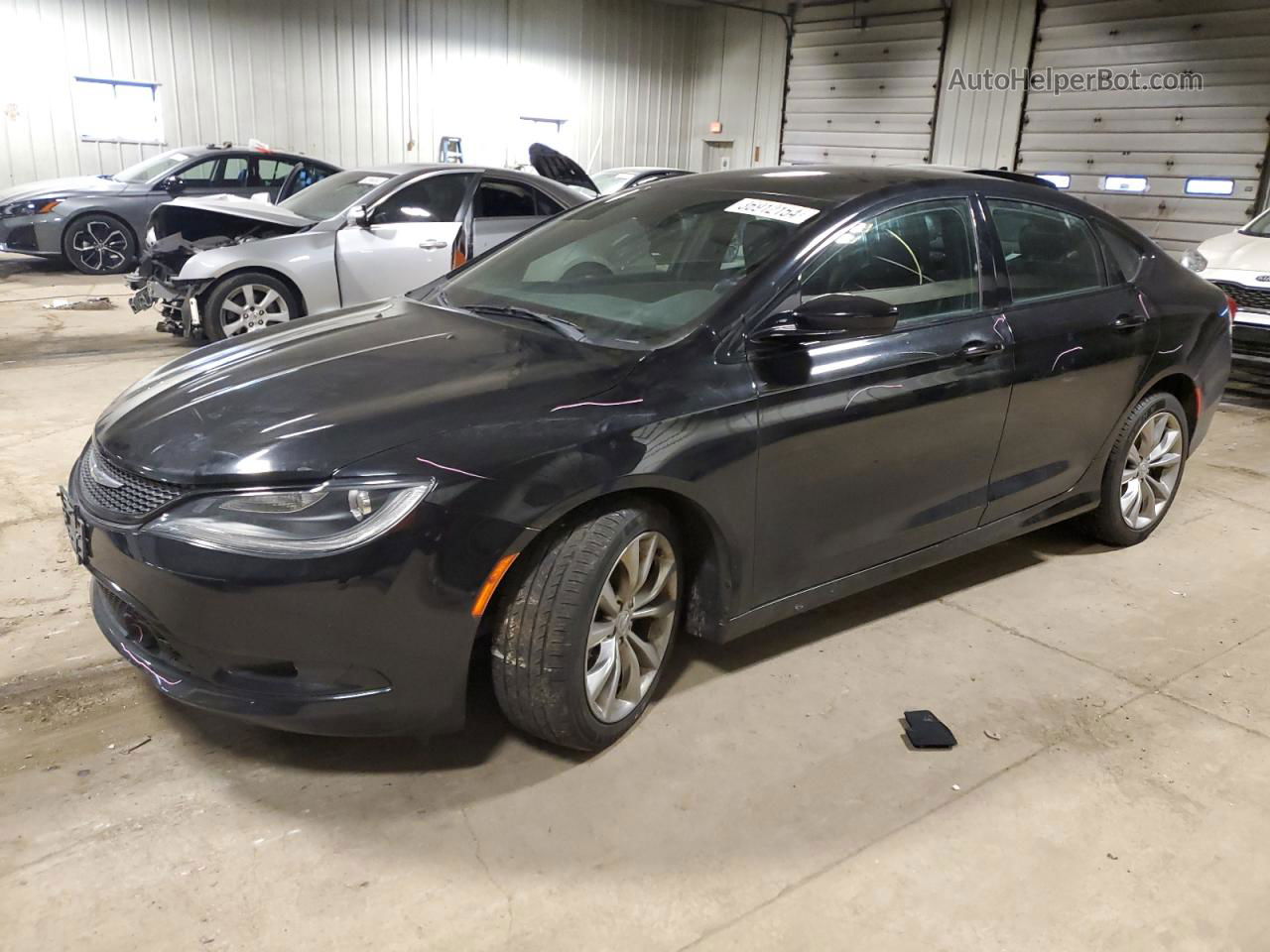 2015 Chrysler 200 S Черный vin: 1C3CCCBB4FN710281