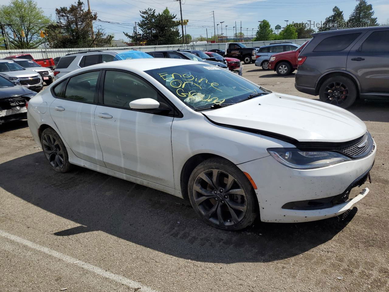 2015 Chrysler 200 S White vin: 1C3CCCBB5FN548287