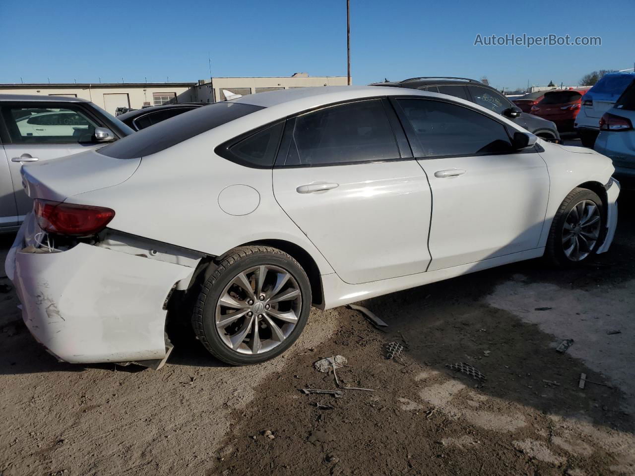 2015 Chrysler 200 S White vin: 1C3CCCBB6FN614779