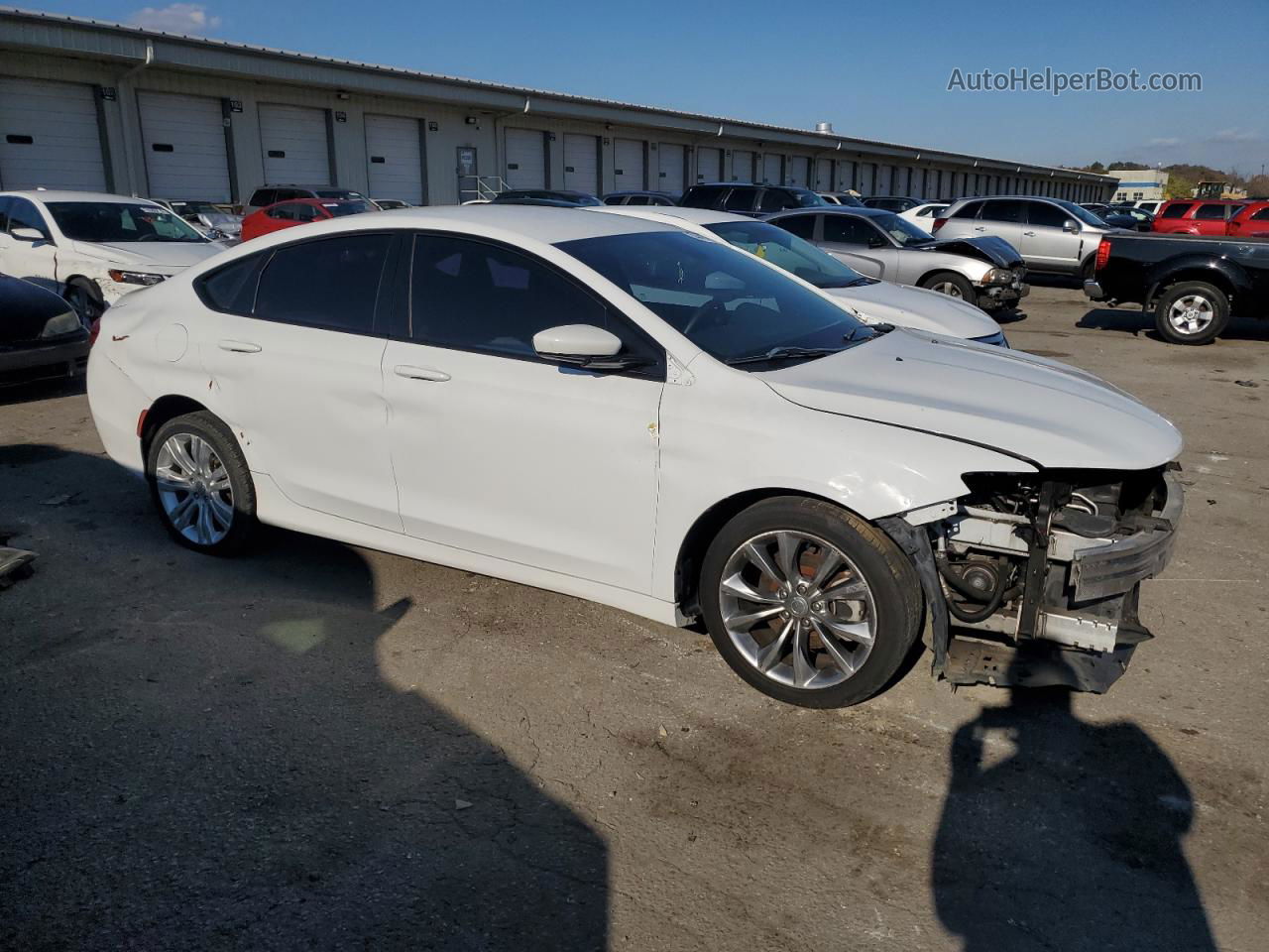 2015 Chrysler 200 S White vin: 1C3CCCBB9FN585181