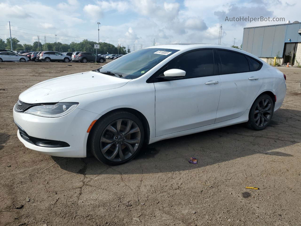 2016 Chrysler 200 S White vin: 1C3CCCBB9GN124726