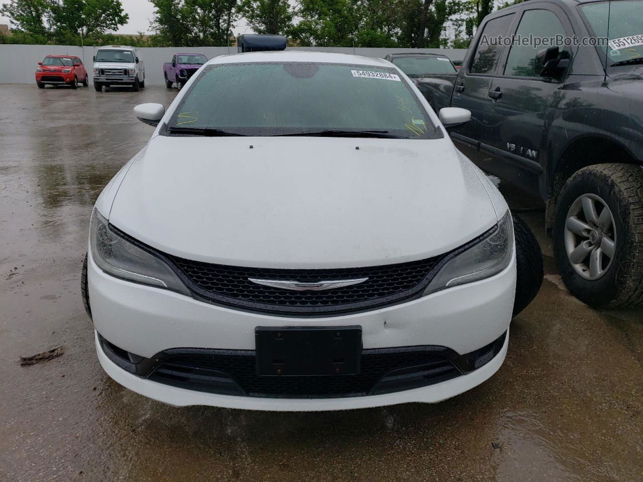 2015 Chrysler 200 S White vin: 1C3CCCBG2FN638475