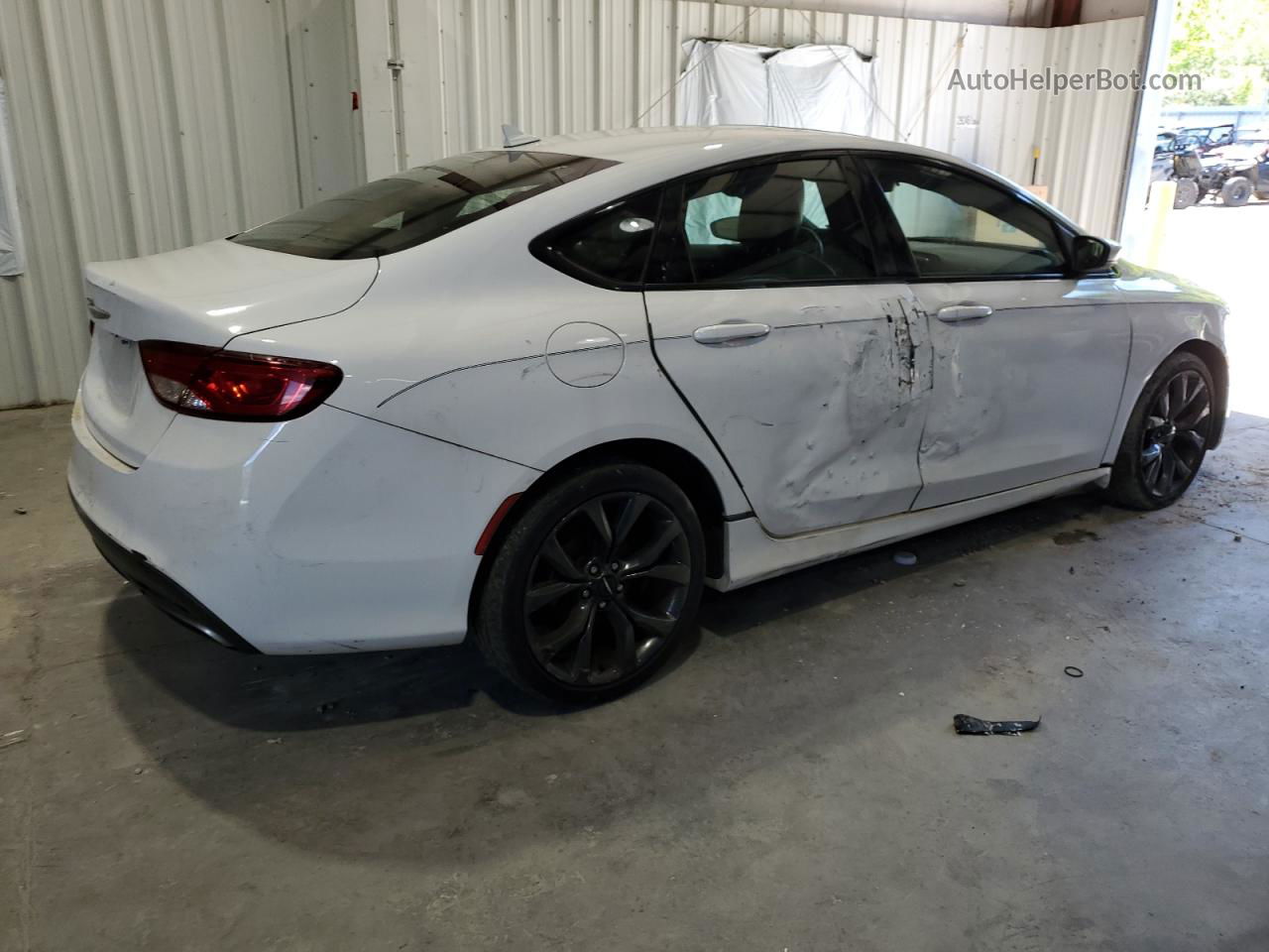 2015 Chrysler 200 S White vin: 1C3CCCBG3FN582501