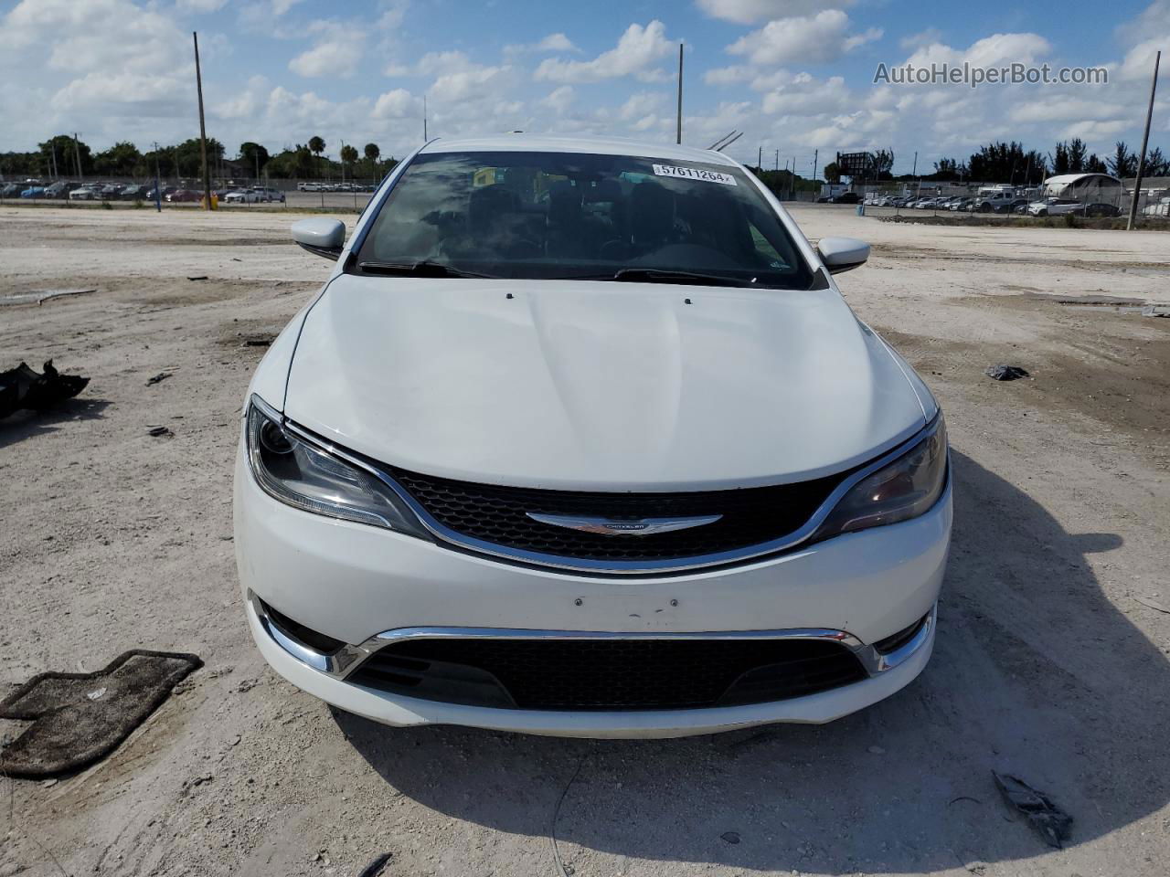 2015 Chrysler 200 S White vin: 1C3CCCBG3FN706105