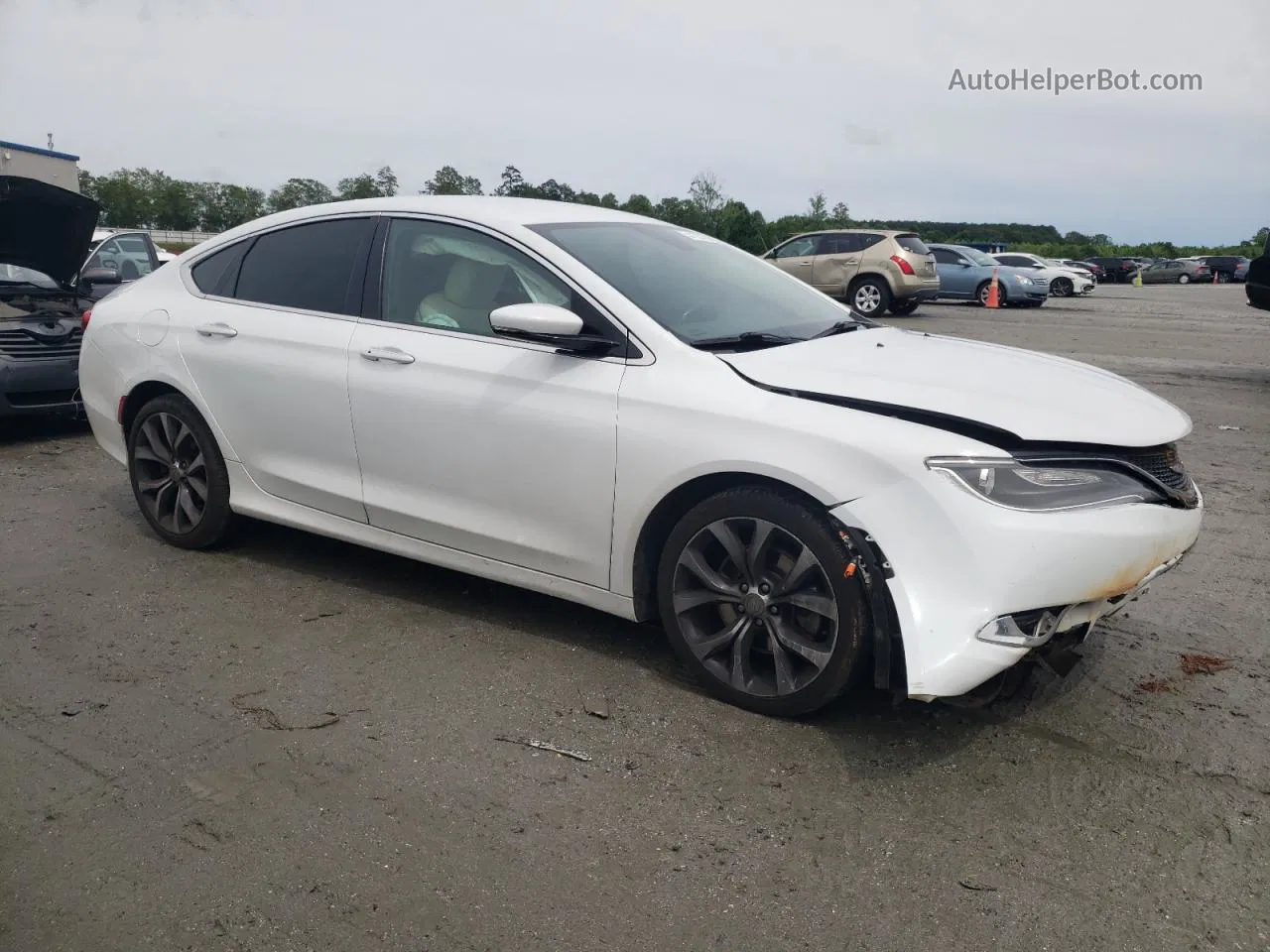 2015 Chrysler 200 C White vin: 1C3CCCCB0FN566016