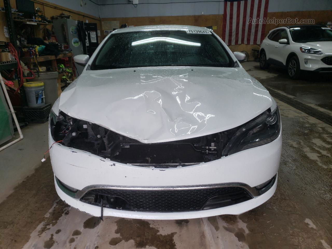 2015 Chrysler 200 C White vin: 1C3CCCCB1FN634002