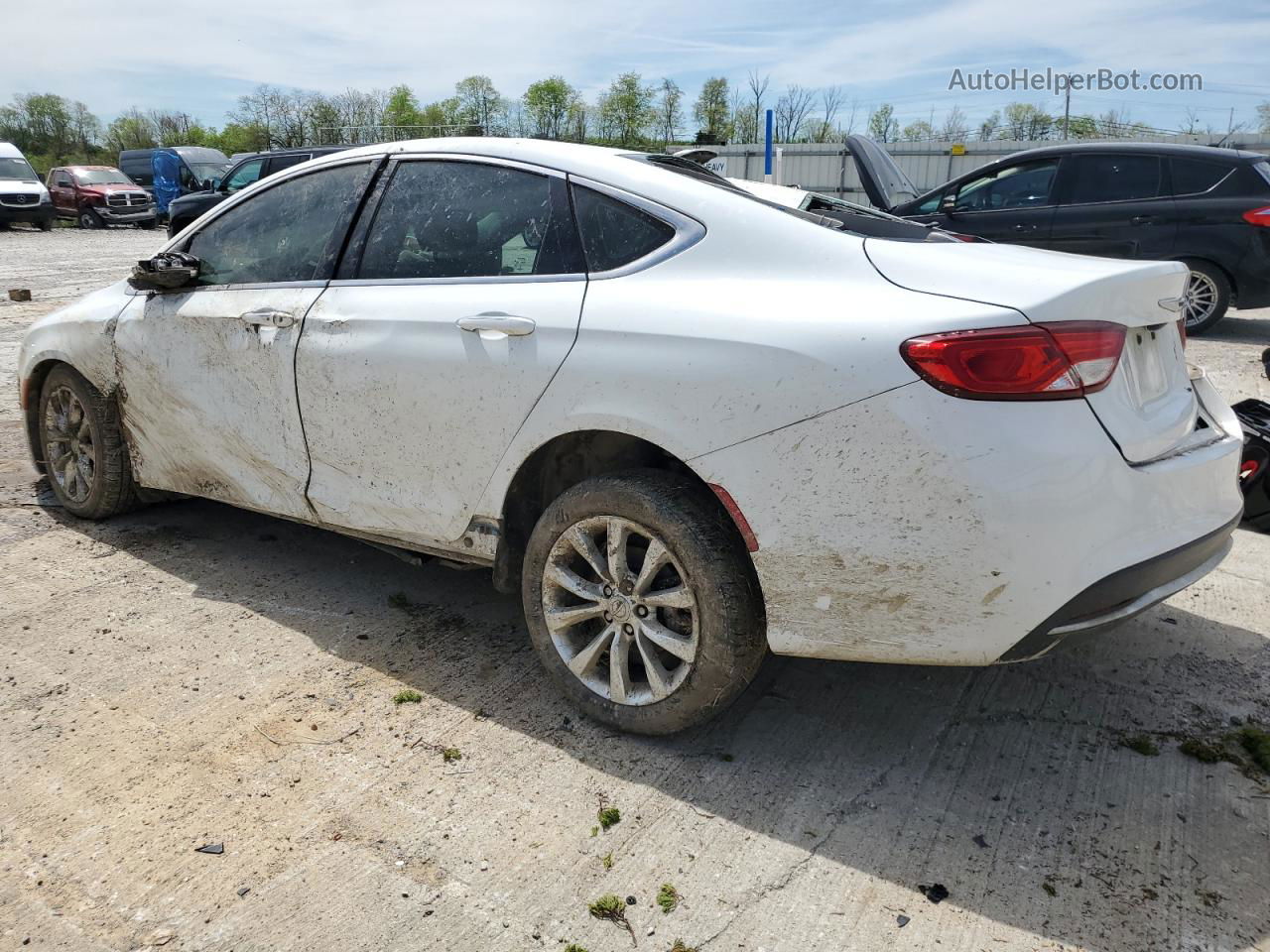 2015 Chrysler 200 C White vin: 1C3CCCCB3FN508322