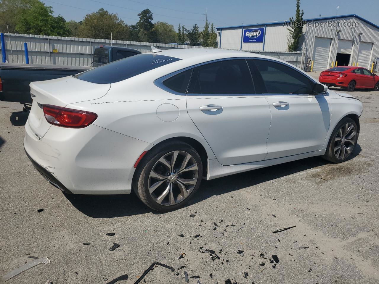 2015 Chrysler 200 C White vin: 1C3CCCCG2FN647515