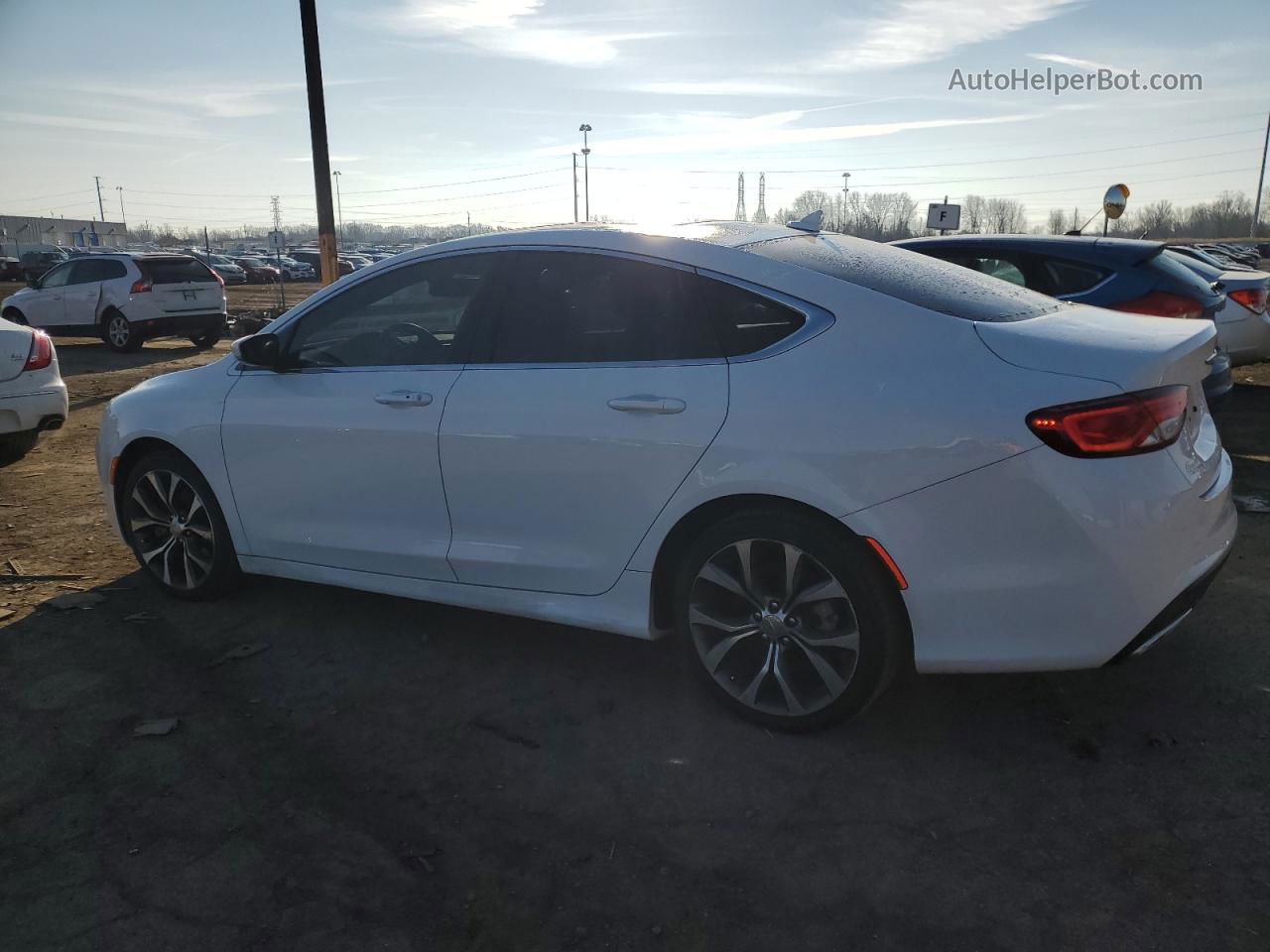 2015 Chrysler 200 C Белый vin: 1C3CCCCG4FN678331