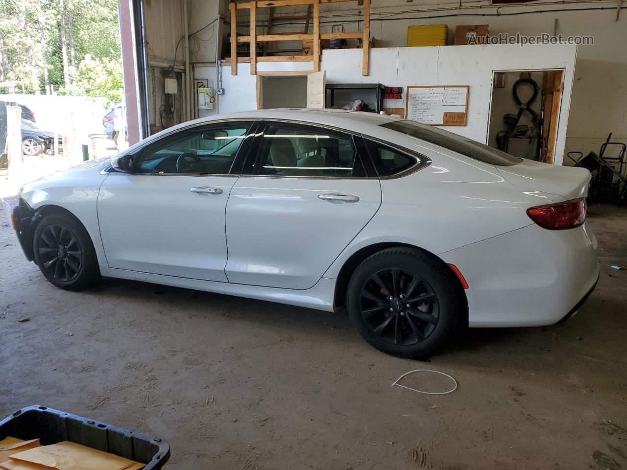 2015 Chrysler 200 C White vin: 1C3CCCCG8FN664223