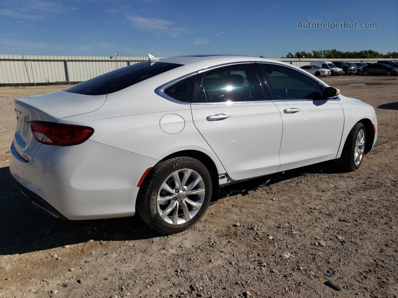 2015 Chrysler 200 C White vin: 1C3CCCCG9FN645602