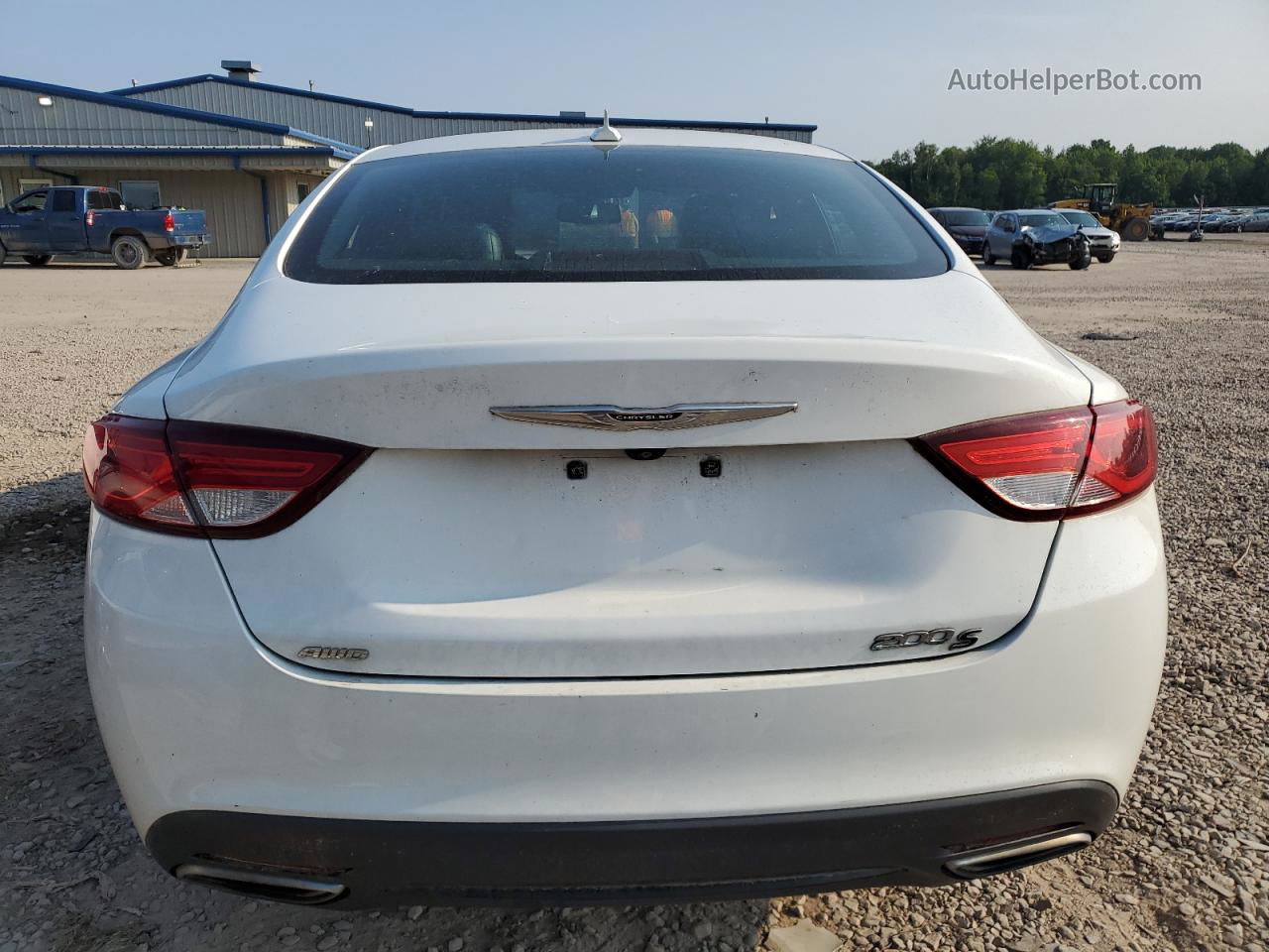 2015 Chrysler 200 S White vin: 1C3CCCDG4FN615812