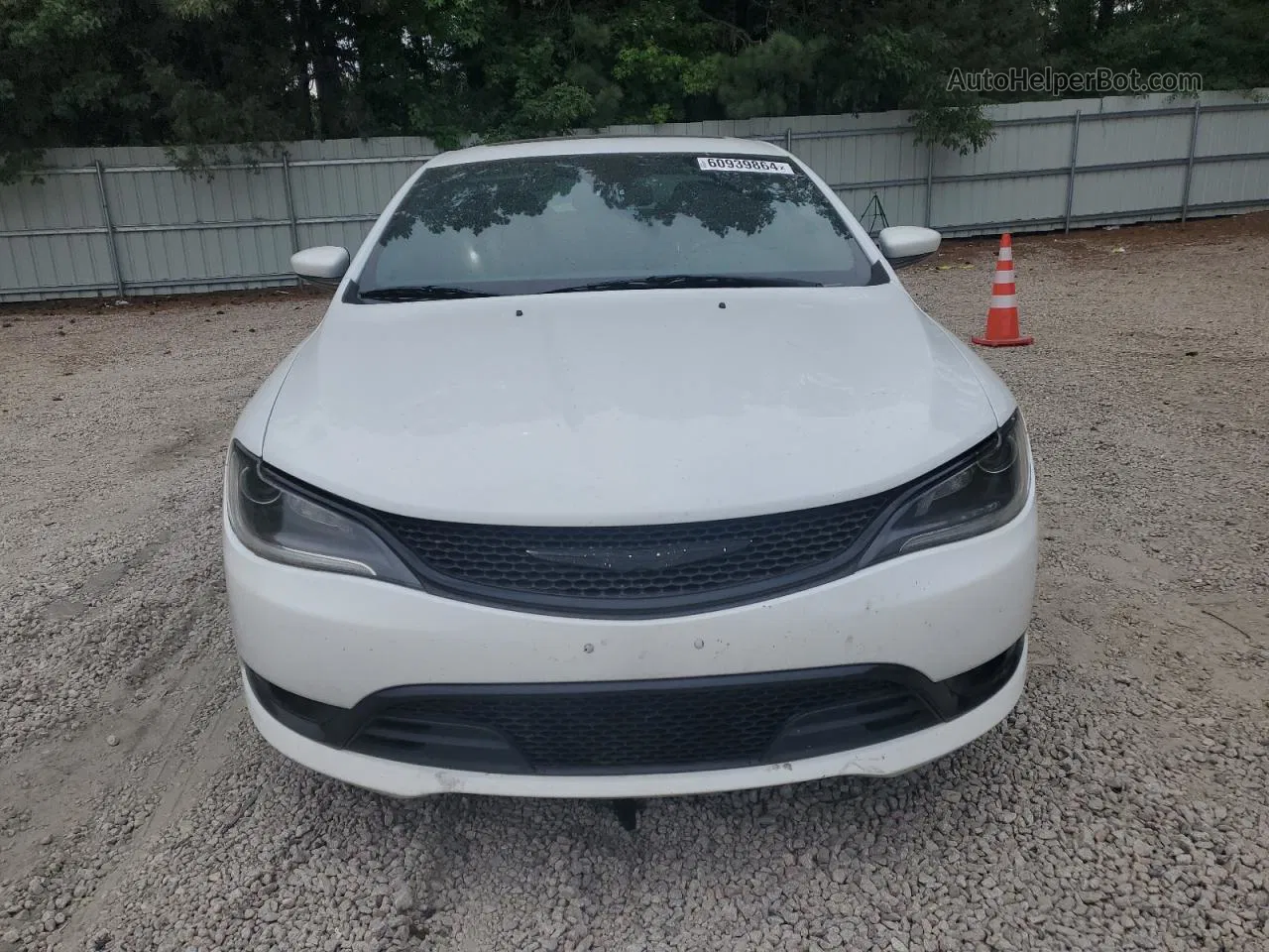 2016 Chrysler 200 S White vin: 1C3CCCDG9GN100581