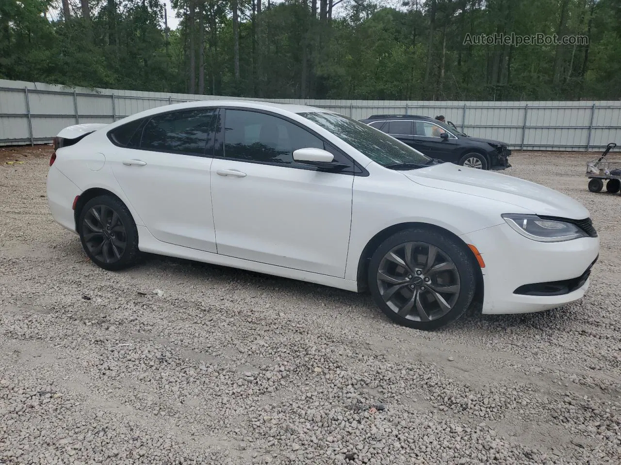 2016 Chrysler 200 S White vin: 1C3CCCDG9GN100581