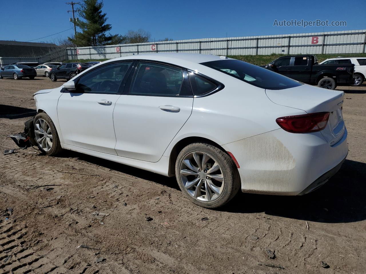 2016 Chrysler 200 S White vin: 1C3CCCDGXGN118409