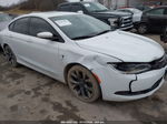 2016 Chrysler 200 S White vin: 1C3CCCDGXGN142788