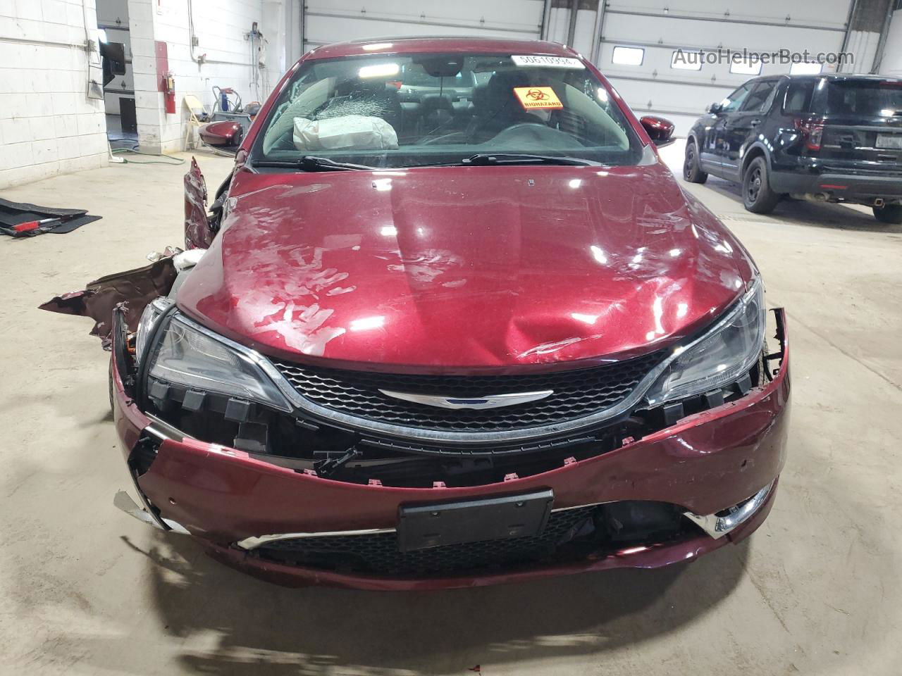 2015 Chrysler 200 C Red vin: 1C3CCCEG0FN656517