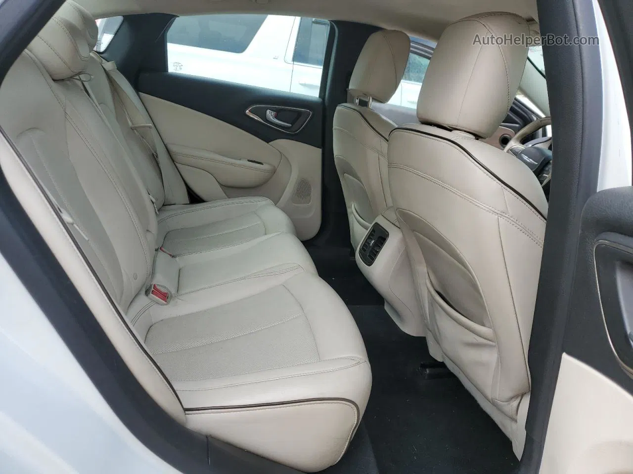 2015 Chrysler 200 C Белый vin: 1C3CCCEG1FN514631